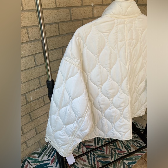 Lucky Brand White Quilted Puffer Jacket Water Resistant Jacket - Picture 14 of 17